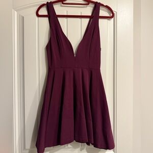 Elegant Burgundy Sleeveless Dress